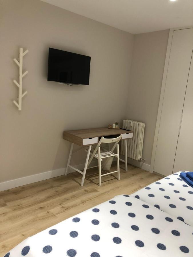 Pension La Castellana Логроньо Экстерьер фото