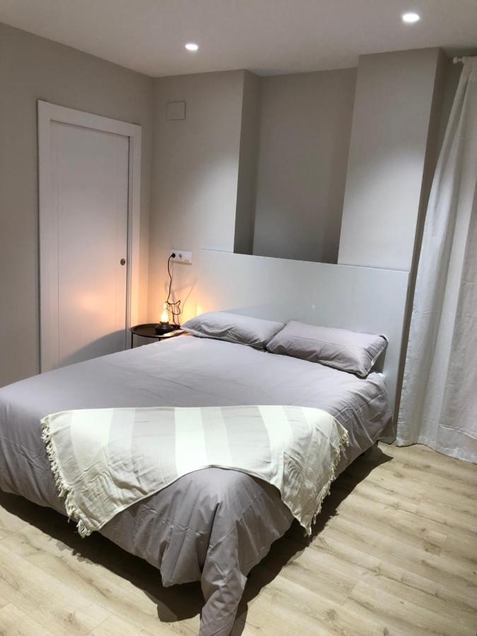 Pension La Castellana Логроньо Экстерьер фото